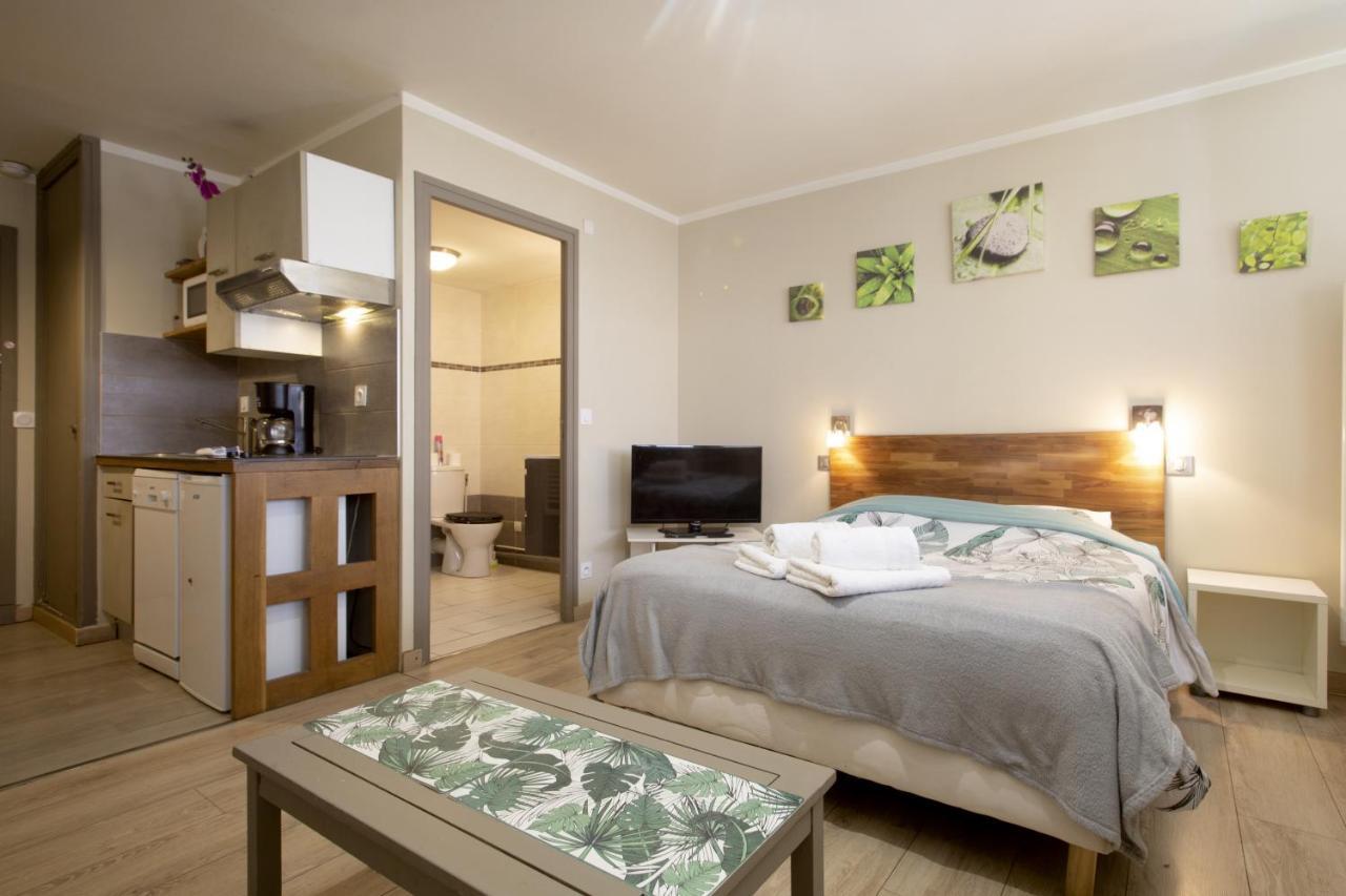 Appartements Clemenceau Pau Exterior photo